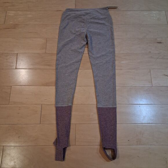 NWT Outdoor Voices Cloudknit Stir Up Leggings Size M Mocha/Deep Taupe Ballet Gym - Picture 5 of 8